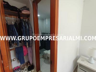 Apartamento en venta en El Poblado, Medellín · foto 15 de 20