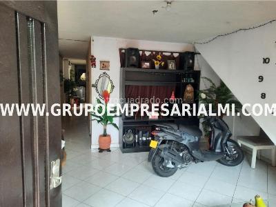 Casa de 5 alcobas en venta en El Salvador, Medellín, 114 m² · foto 5 de 17