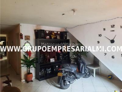 Casa de 5 alcobas en venta en El Salvador, Medellín, 114 m² · foto 15 de 17