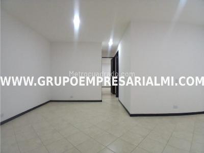 Apartamento de 3 alcobas en arriendo en El Poblado, Medellín, 85 m² · foto 3 de 20
