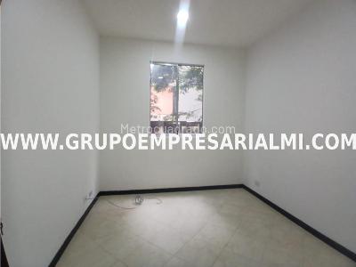 Apartamento de 3 alcobas en arriendo en El Poblado, Medellín, 85 m² · foto 12 de 20