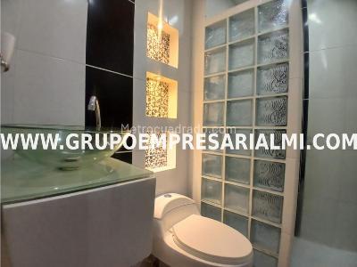 Apartamento de 3 alcobas en arriendo en El Poblado, Medellín, 85 m² · foto 17 de 20