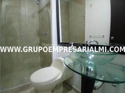 Apartamento de 3 alcobas en arriendo en El Poblado, Medellín, 85 m² · foto 18 de 20