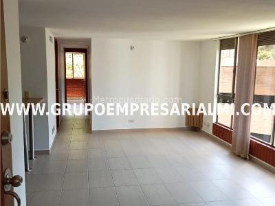 Apartamento de 3 alcobas en venta en Valadares, Bello, 67 m² · foto 5 de 20