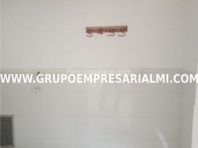 Apartamento de 3 alcobas en venta en Valadares, Bello, 67 m² · foto 10 de 20