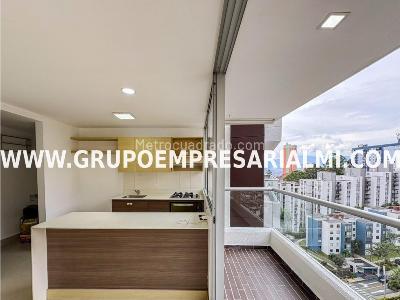 Apartamento de 3 alcobas en venta en El Poblado, Medellín, 88 m² · foto 2 de 20