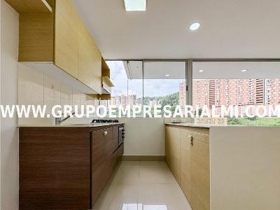 Apartamento de 3 alcobas en venta en El Poblado, Medellín, 88 m² · foto 4 de 20