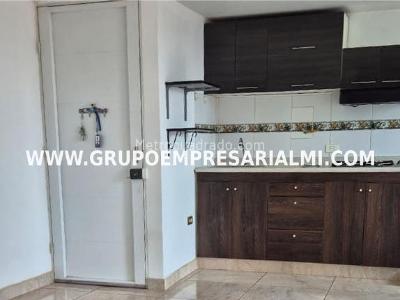 Apartamento de 3 alcobas en venta en El Mirador, Bello, 54 m² · foto 2 de 20