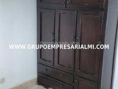 Apartamento de 3 alcobas en venta en El Mirador, Bello, 54 m² · foto 8 de 20