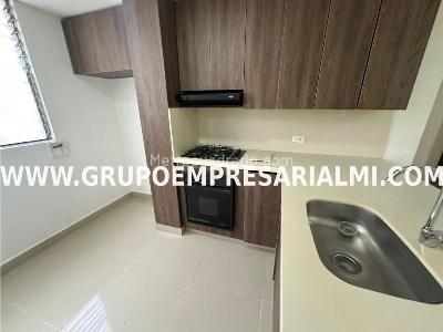 Apartamento en arriendo en El Poblado, Medellín · foto 2 de 20