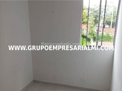 Apartamento de 3 alcobas en venta en Niquia, Bello, 55 m² · foto 11 de 20