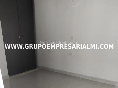 Apartamento en venta en Villa Hermosa, Medellín · foto 6 de 20