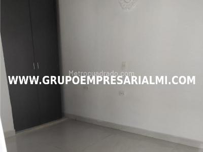 Apartamento en venta en Villa Hermosa, Medellín · foto 15 de 20
