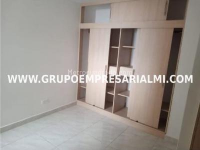 Apartamento en venta en La Milagrosa, Medellín · foto 9 de 20