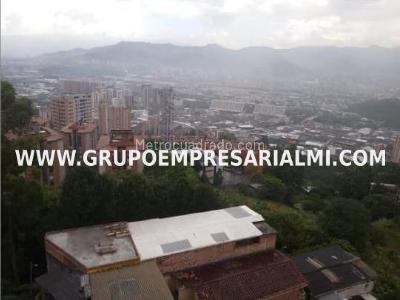 Apartamento en venta en La Milagrosa, Medellín · foto 15 de 20