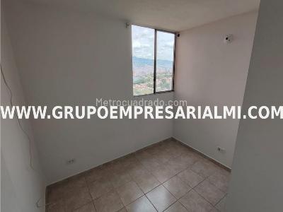 Apartamento en venta en Buenos Aires, Medellín · foto 9 de 20