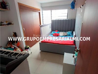 Apartamento en venta en Villa Hermosa, Medellín · foto 13 de 20