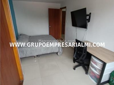 Apartamento en venta en Villa Hermosa, Medellín · foto 18 de 20
