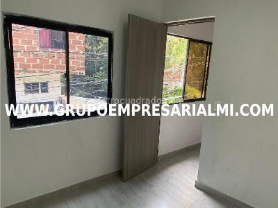 Apartamento de 2 alcobas en venta en Pachelly, Bello, 45 m² · foto 15 de 20