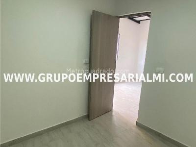 Apartamento de 2 alcobas en venta en Pachelly, Bello, 45 m² · foto 7 de 20