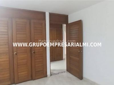Apartamento de 3 alcobas en arriendo en El Poblado, Medellín, 127 m² · foto 10 de 19