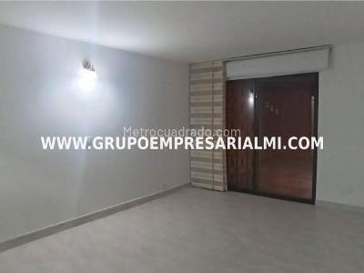 Apartamento de 3 alcobas en arriendo en El Poblado, Medellín, 127 m² · foto 11 de 19