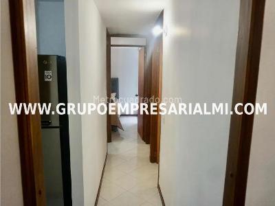 Apartamento de 3 alcobas en venta en El Poblado, Medellín, 75 m² · foto 9 de 20