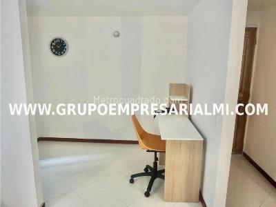 Apartamento de 3 alcobas en venta en El Poblado, Medellín, 75 m² · foto 10 de 20