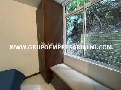 Apartamento de 3 alcobas en venta en El Poblado, Medellín, 75 m² · foto 14 de 20