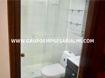 Apartamento de 3 alcobas en venta en El Poblado, Medellín, 75 m² · foto 18 de 20