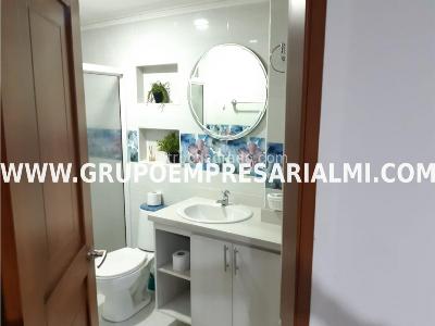 Apartamento de 3 alcobas en arriendo en Belen, Medellín, 130 m² · foto 11 de 20