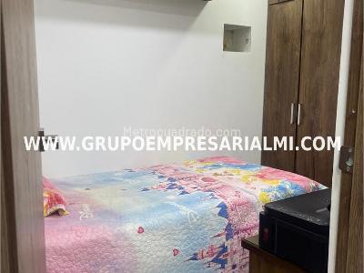 Apartamento de 3 alcobas en venta en Rosalpi, Bello, 38 m² · foto 10 de 20