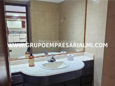 Apartamento en venta en El Poblado, Medellín · foto 10 de 20