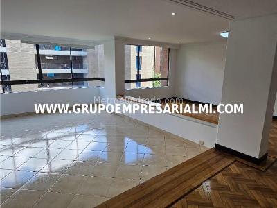 Apartamento en venta en El Poblado, Medellín · foto 13 de 20