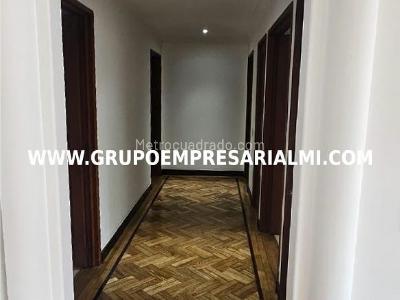 Apartamento en venta en El Poblado, Medellín · foto 17 de 20