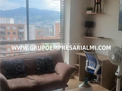 Apartaestudio en venta en El Poblado, Medellín, 30 m² · foto 3 de 20
