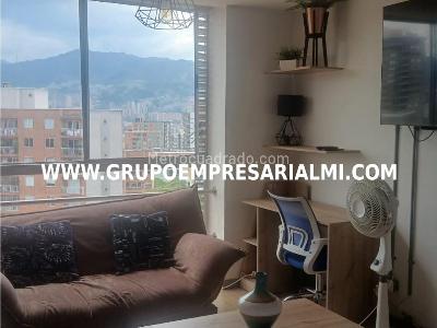 Apartaestudio en venta en El Poblado, Medellín, 30 m² · foto 14 de 20