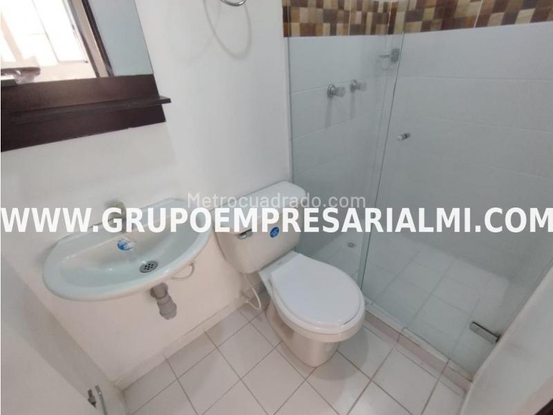 Apartamento de 2 Alcobas en La Aurora, Robledo (4to Piso) - 6