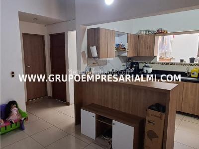 Casa de 4 alcobas en venta en Manrique, Medellín, 107 m² · foto 10 de 20