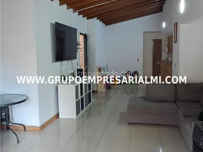 Casa de 4 alcobas en venta en Manrique, Medellín, 107 m² · foto 6 de 20