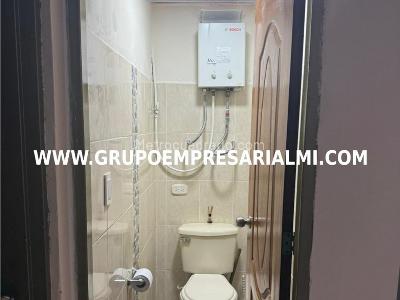 Casa de 3 alcobas en venta en Itagui, Itagüí, 60 m² · foto 17 de 20