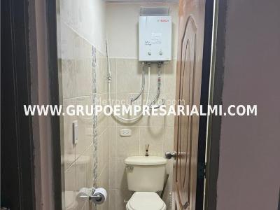 Casa de 3 alcobas en venta en Itagui, Itagüí, 60 m² · foto 8 de 20
