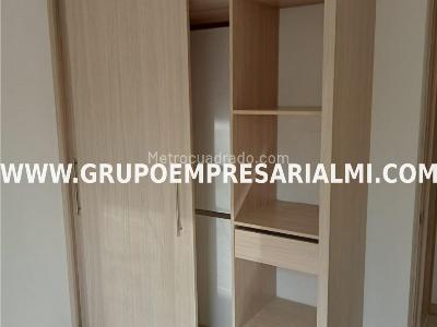 Apartamento de 2 alcobas en venta en Cabañas, Bello, 60 m² · foto 10 de 20