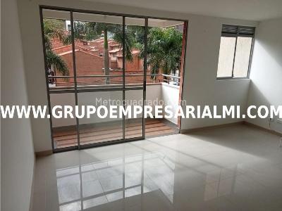 Apartamento de 2 alcobas en venta en Cabañas, Bello, 60 m² · foto 12 de 20
