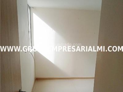 Apartamento de 2 alcobas en venta en Cabañas, Bello, 60 m² · foto 5 de 20