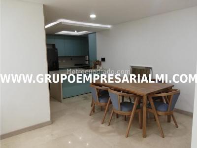 Apartamento de 3 alcobas en venta en Laureles, Medellín, 110 m² · foto 19 de 20