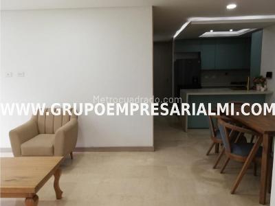 Apartamento de 3 alcobas en venta en Laureles, Medellín, 110 m² · foto 3 de 20
