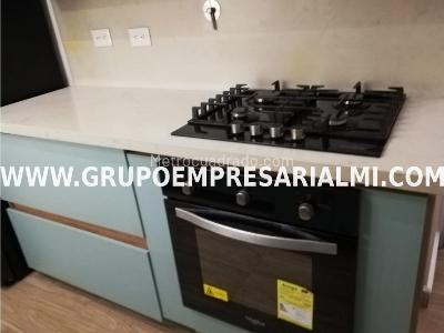 Apartamento de 3 alcobas en venta en Laureles, Medellín, 110 m² · foto 6 de 20