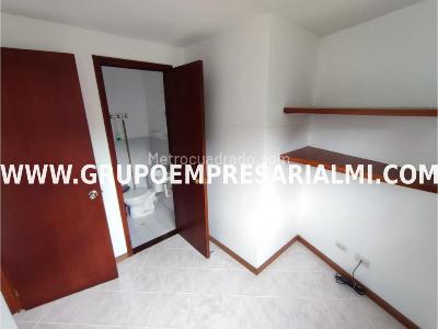 Apartamento de 3 alcobas en venta en El Poblado, Medellín, 150 m² · foto 10 de 20