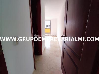 Apartamento de 3 alcobas en venta en El Poblado, Medellín, 150 m² · foto 13 de 20